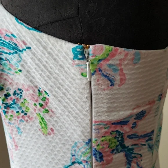 Lilly PULITZER Rare iridescent white blue Size 4 Fitted Dress EUC - Picture 5 of 8
